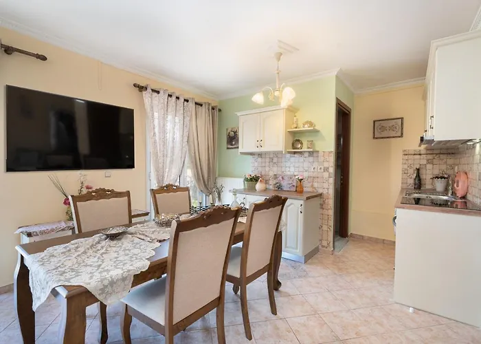 Aigli Elegant Sea View In Apartament