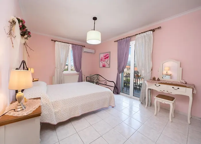 Aigli Elegant Sea View In Argostoli (Kefalonia)